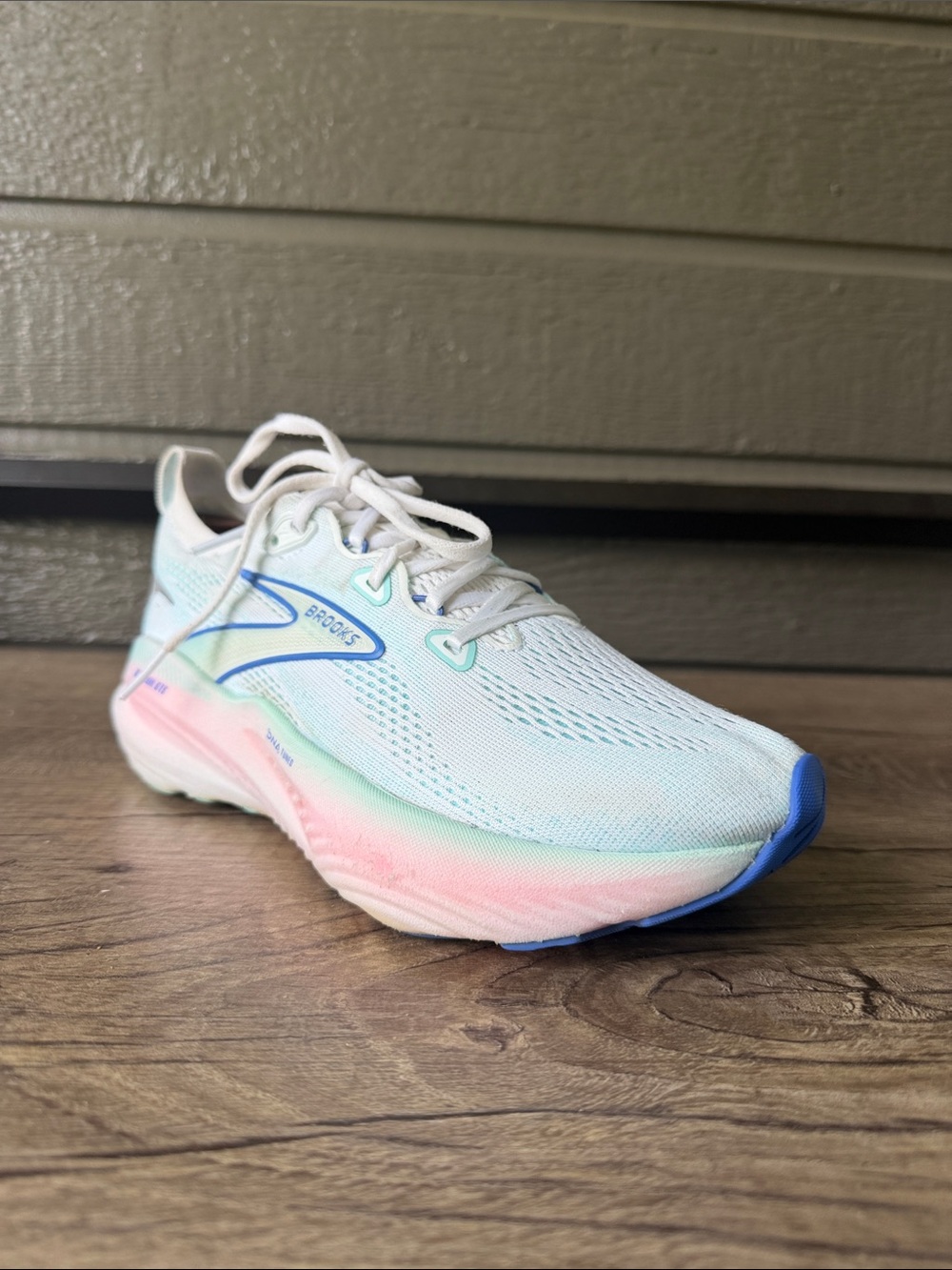 Brooks Glycerin GTS Women’s sneakers size 7 - Picture 3 of 11